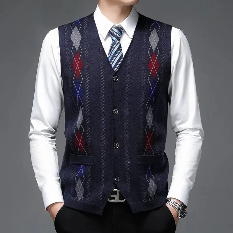 QUANBO Men's Classic Casual Cashmere Wool Blended Vest Sweater Cable Knit V Neck Sleeveless Knitted Button Vest Cardigan M - S4704588