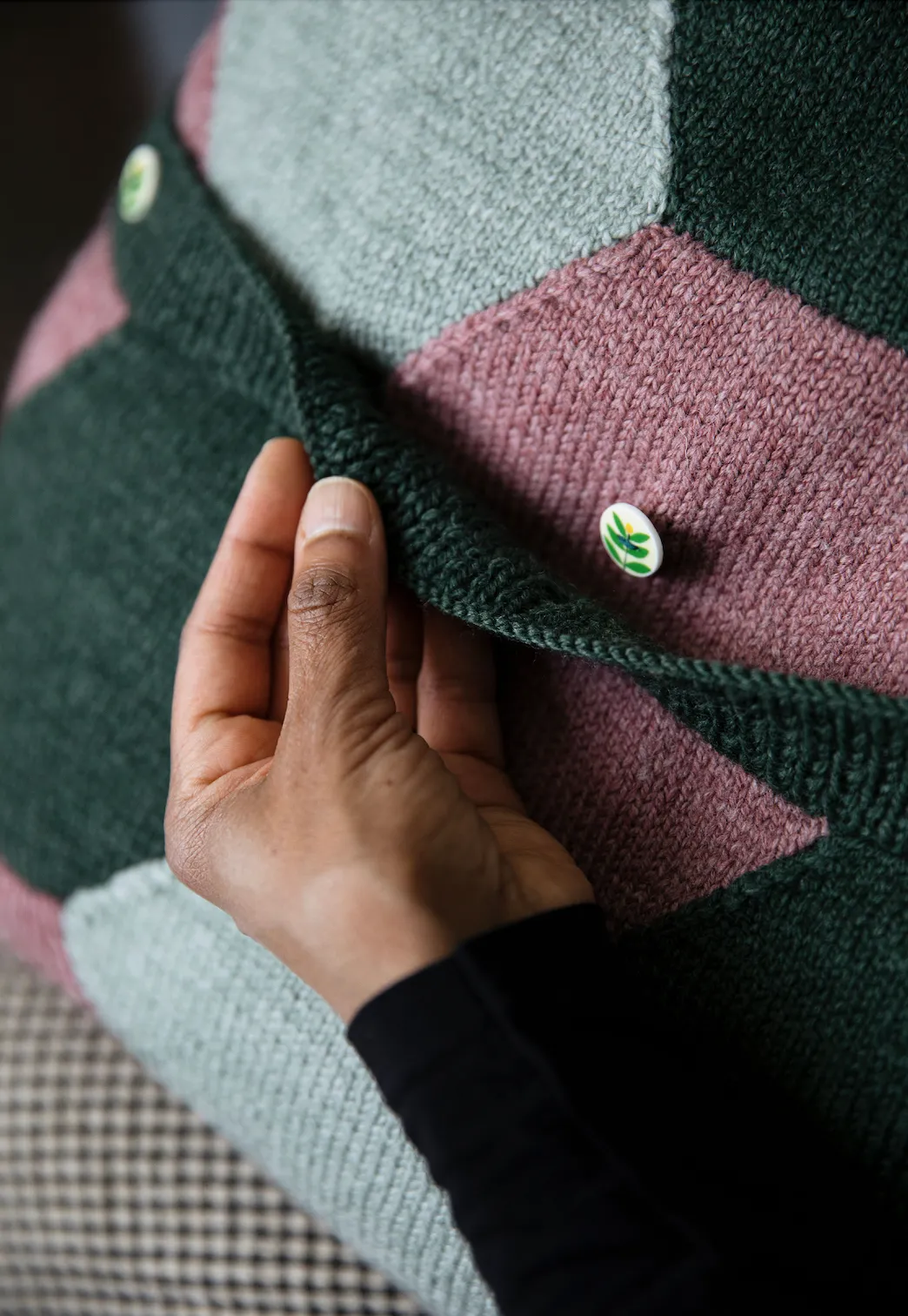 The Knitted Fabric: Colourwork Projects For You And Your Home by Dee Hardwicke