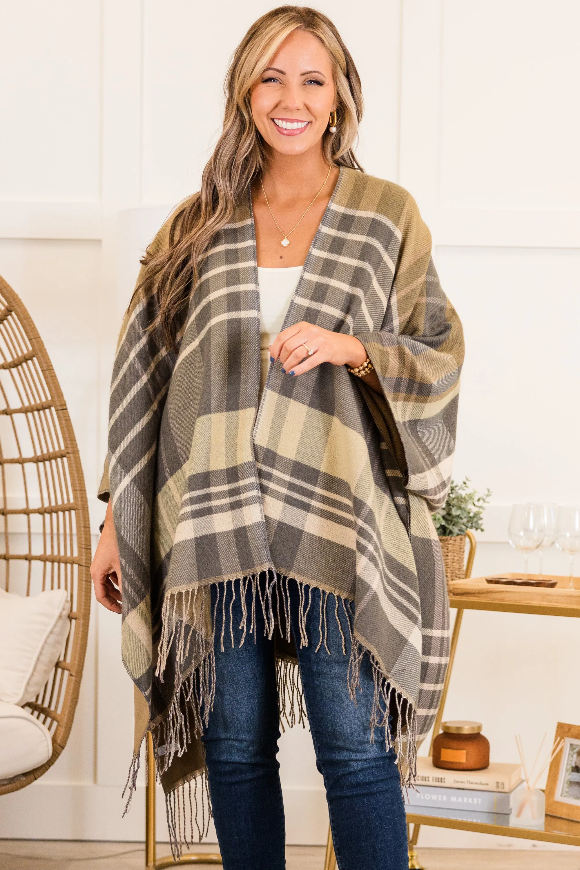Woolen Whisper Poncho, Gray