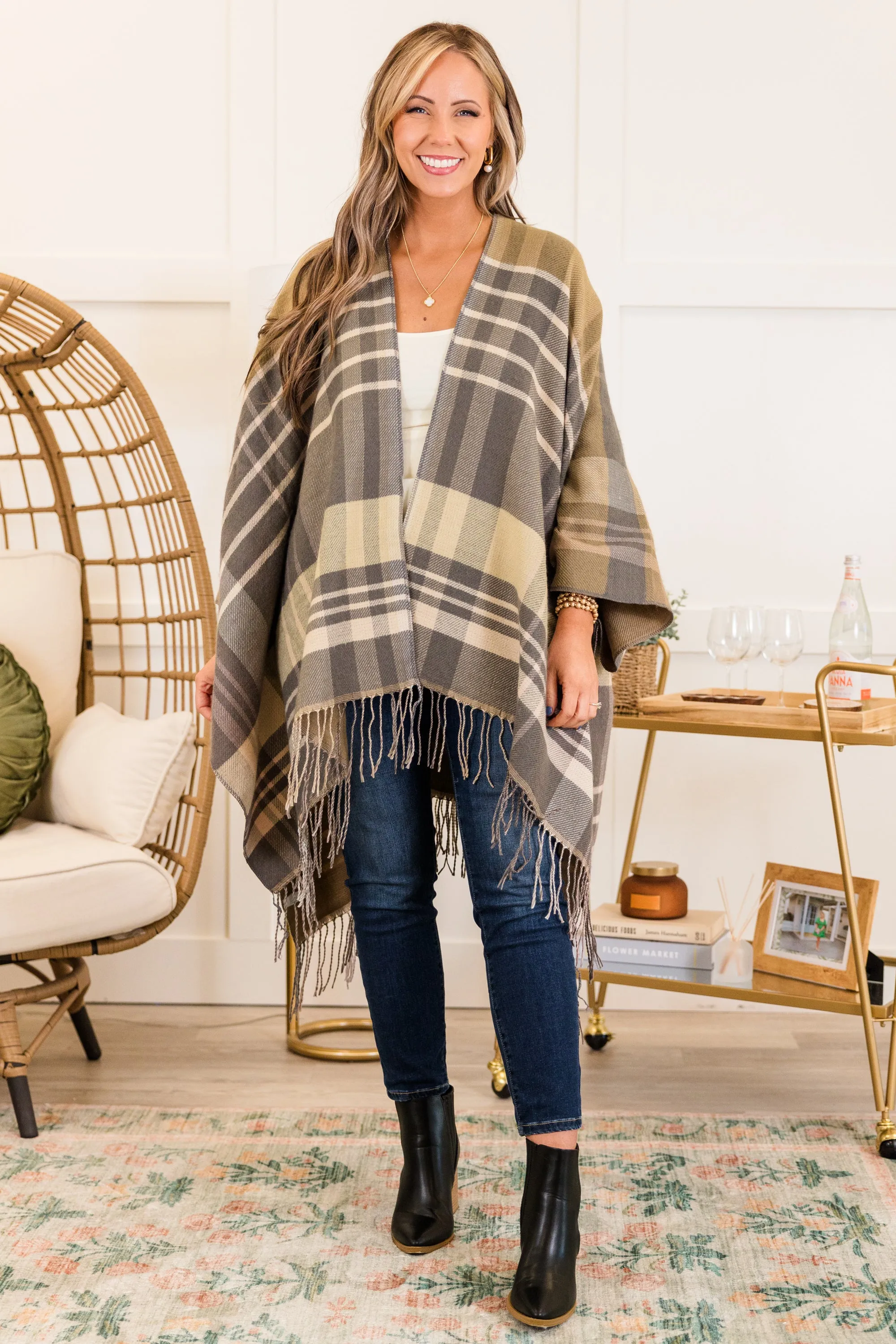 Woolen Whisper Poncho, Gray