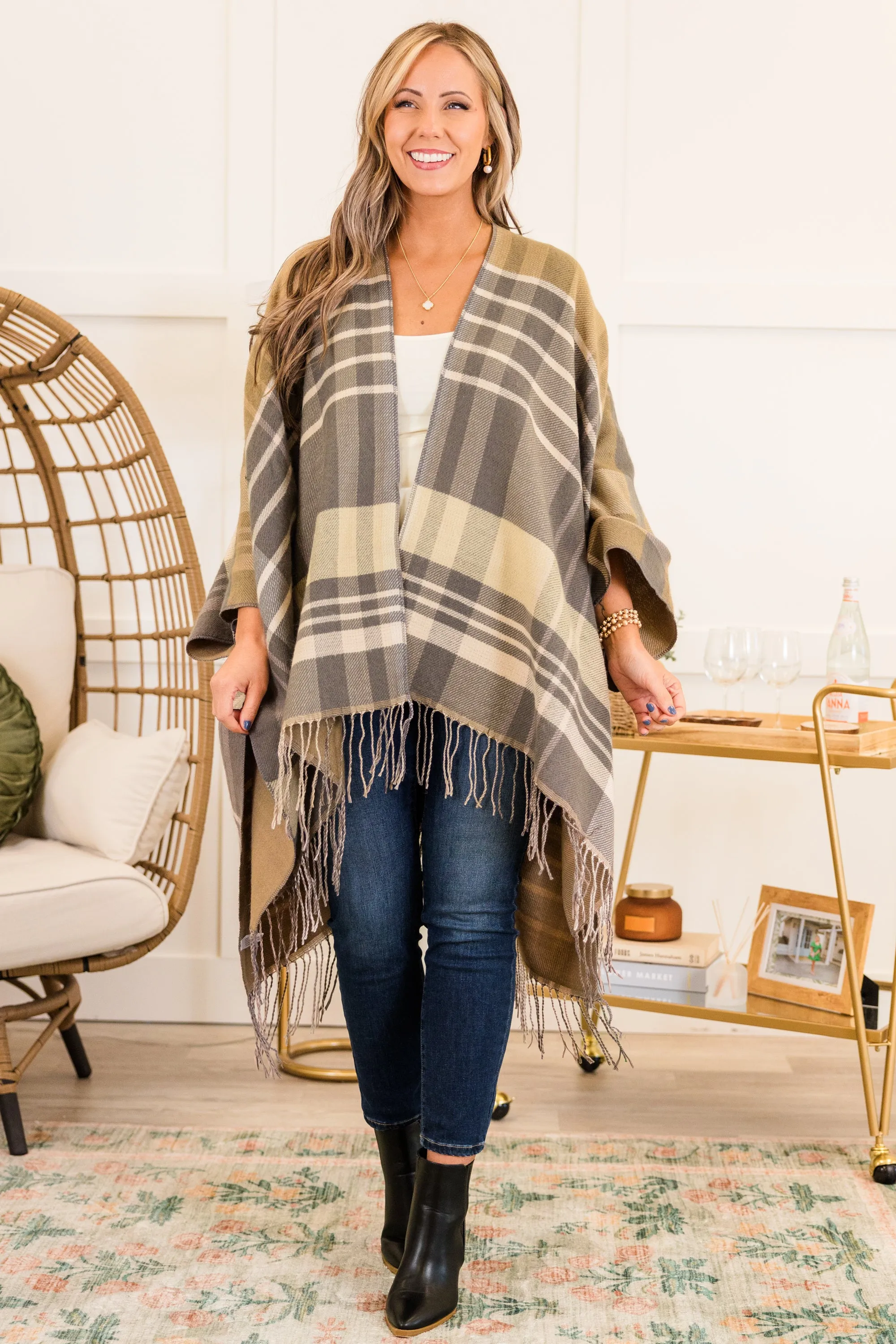Woolen Whisper Poncho, Gray